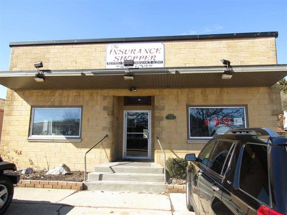 941 N Washington St, Janesville, WI 53548
